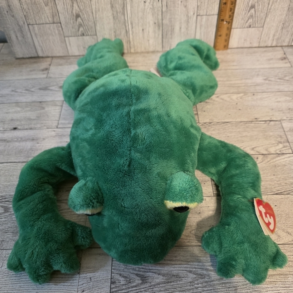 Ty Bayou Green Plush Frog Toy